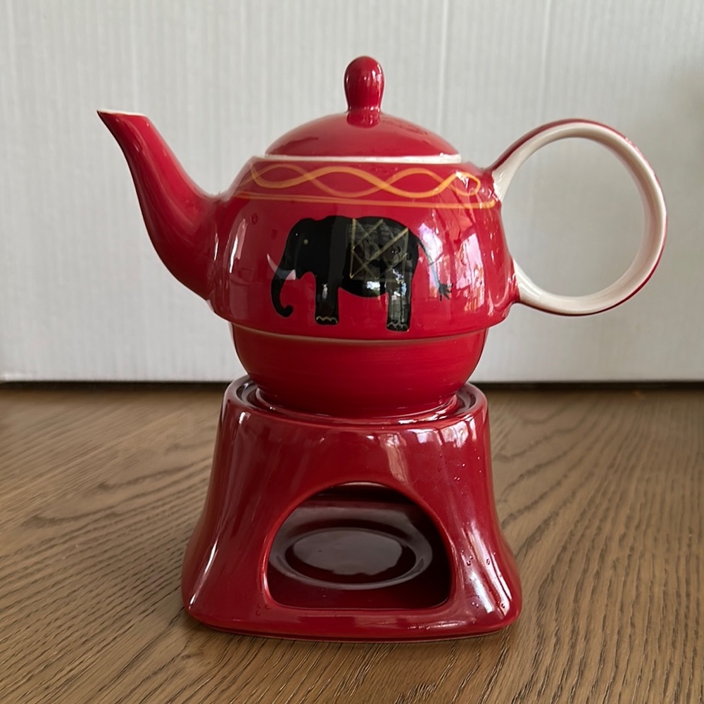 Red and Black Ceramic Elephant 🐘 Teapot Set with Warmer